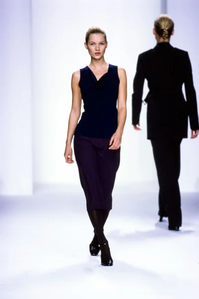 Look 50